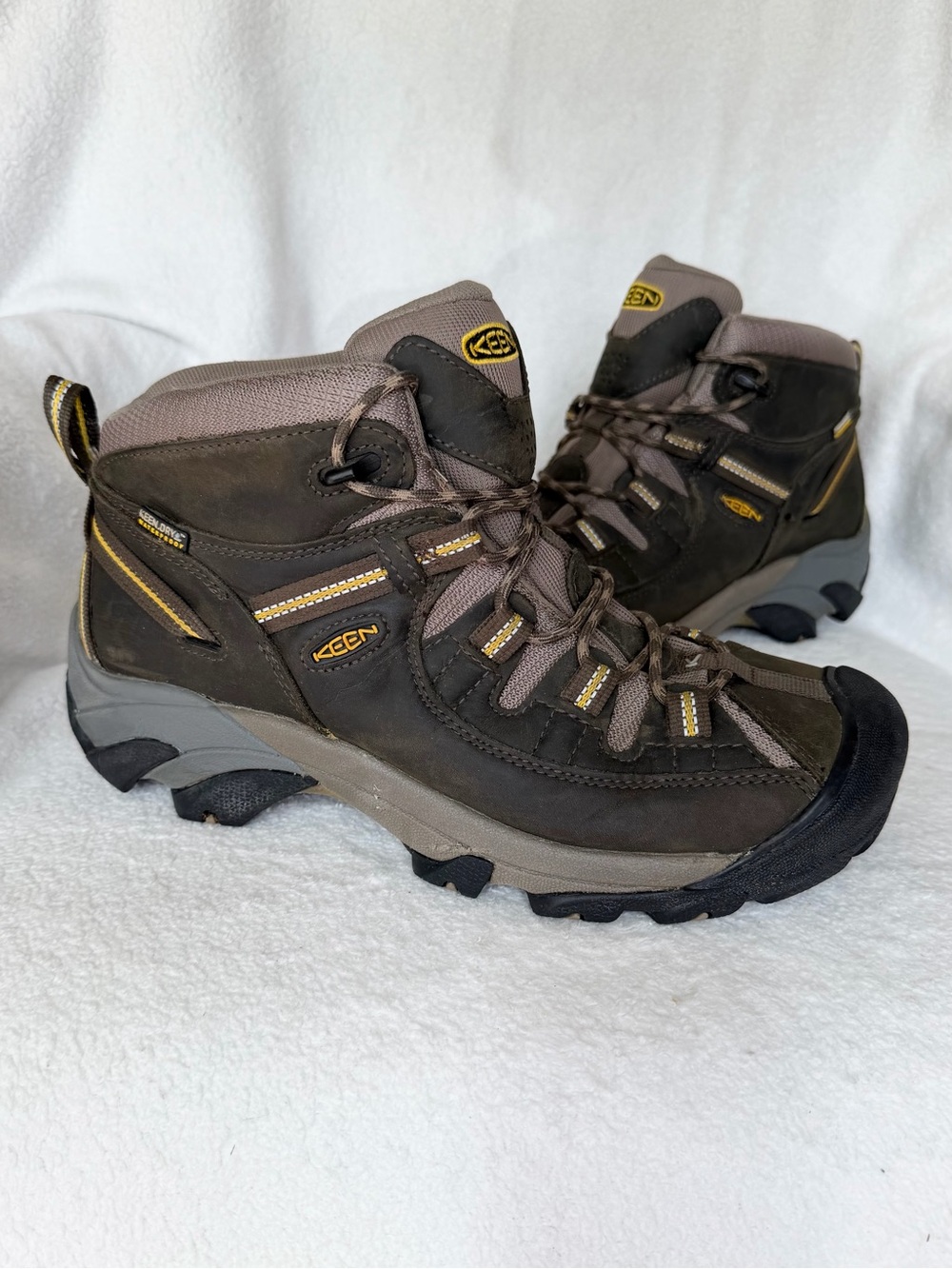 Keen Mens Targhee II Mid Boot Size 10 Brown Leather Waterproof Hiking Soft Toe